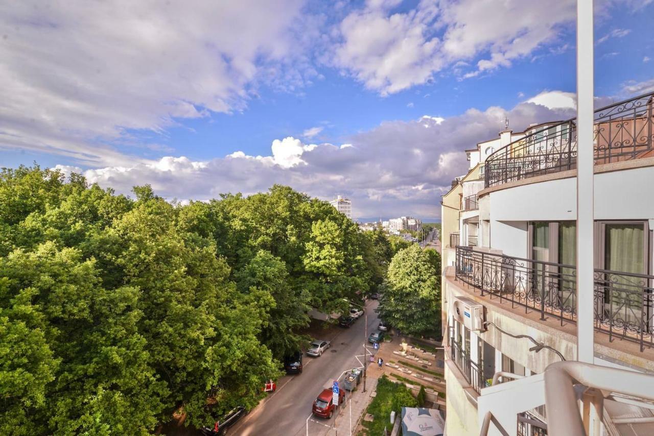 South Park, Vitosha View, 2-Bdr, 2-Bthr Apartment By Flat Mаnager Szófia Kültér fotó